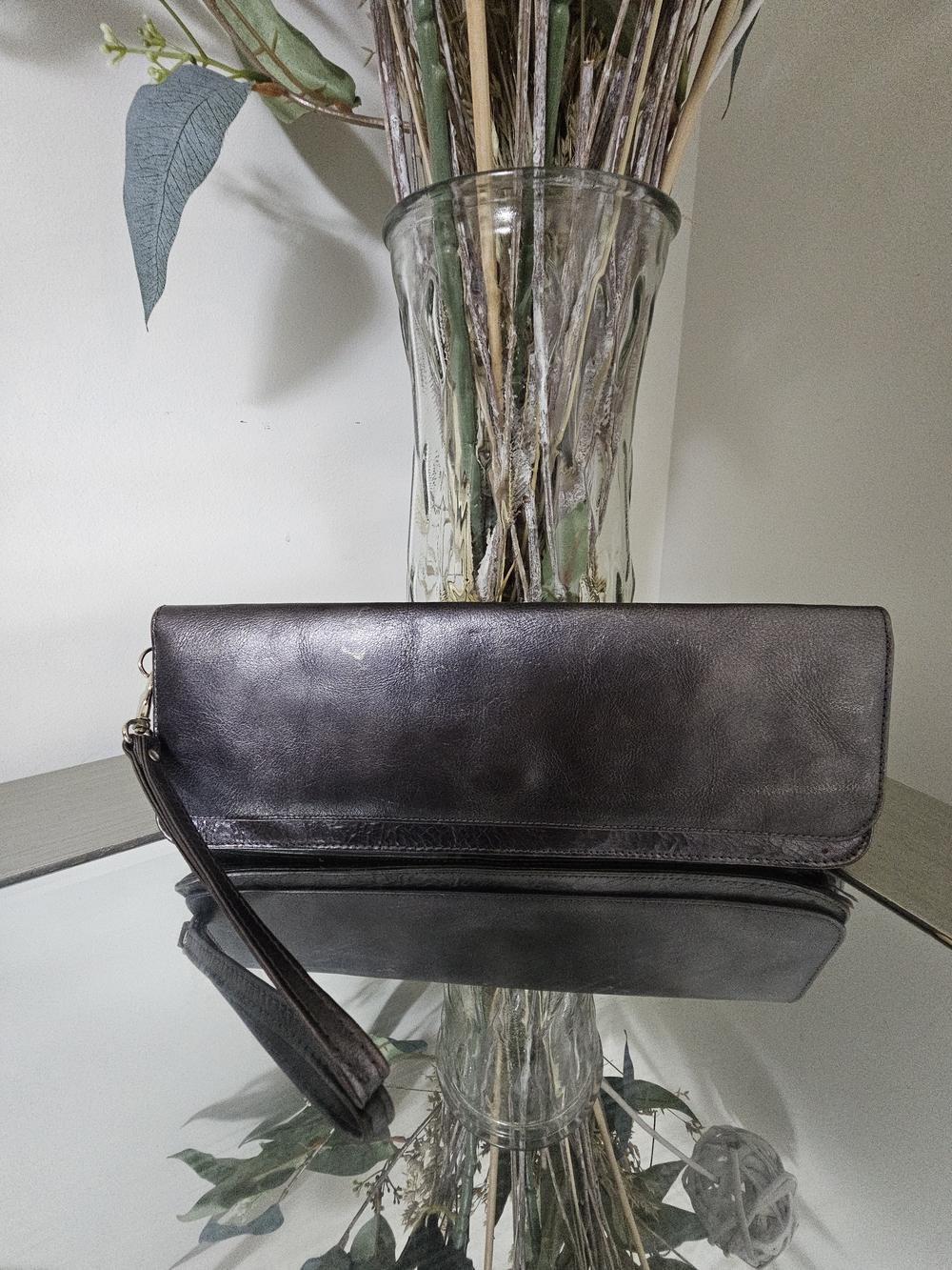 Wilsons Leather Black Interior Wristlet Clutch
